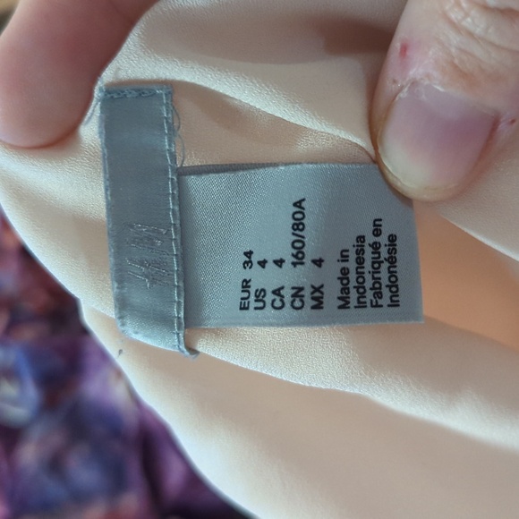 H&M Pale Pink Layered Ruffle Camisole Cami Women's Size 4 - Picture 3 of 4